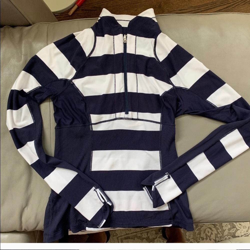 Lululemon Navy/White Half-Zip Top- Size 8